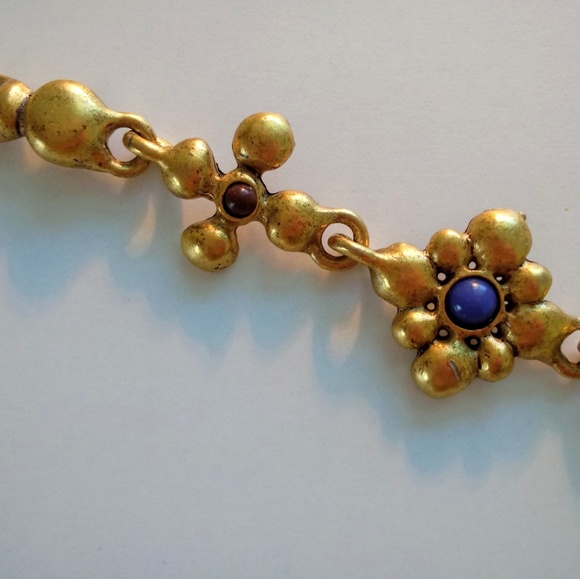 Goldtone and multicolor bead bracelet - Picture 2 of 5